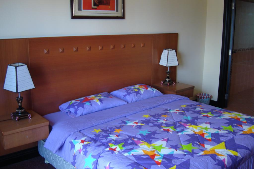 Dorcas Service Apartment - Marina Court Kota Kinabalu Quarto foto
